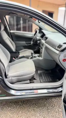 CHEVROLET-VECTRA-2010