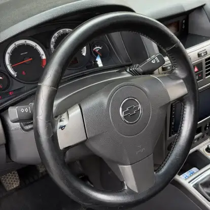 CHEVROLET-VECTRA-2010