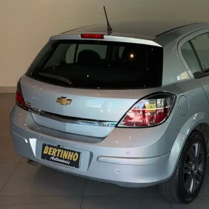 CHEVROLET-VECTRA-2.0 MPFI GT HATCH 8V FLEX 4P MANUAL CHEVROLET-VECTRA-2010