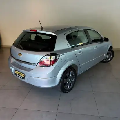 CHEVROLET-VECTRA-2010