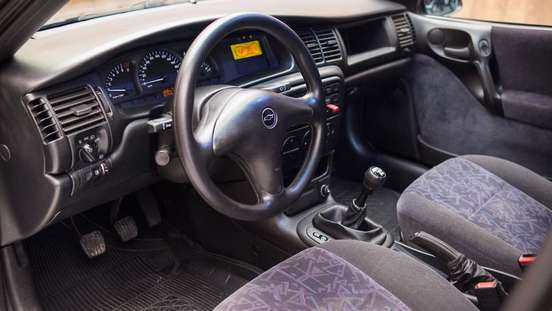CHEVROLET-VECTRA-1997