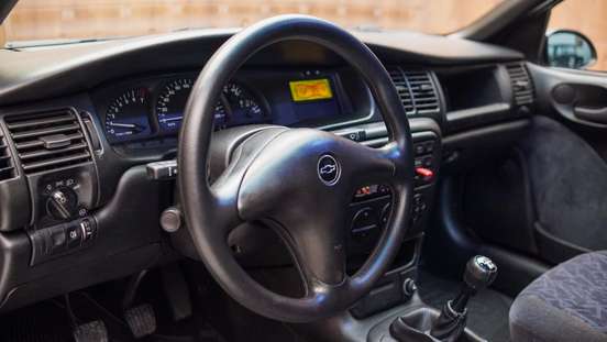 CHEVROLET-VECTRA-1997