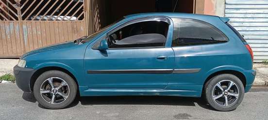 CHEVROLET-CELTA-2001
