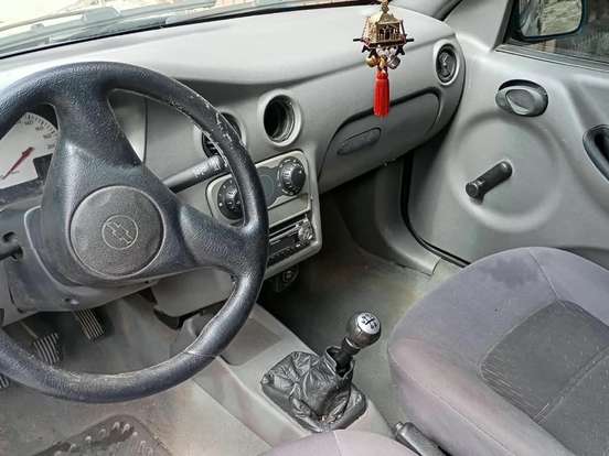 CHEVROLET-CELTA-1.0 MPFI 8V GASOLINA 2P MANUAL CHEVROLET-CELTA-2001