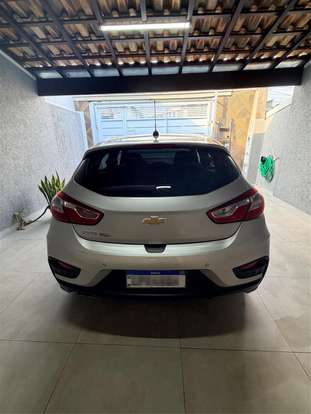 CHEVROLET-CRUZE-2018
