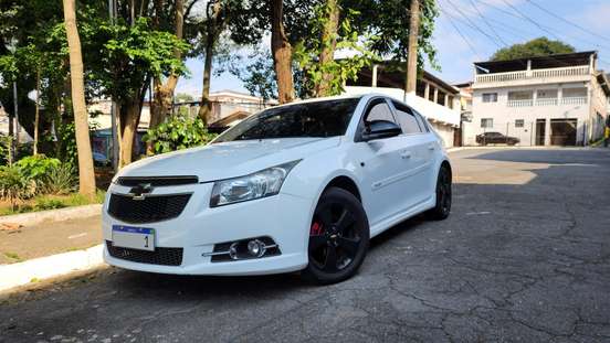 CHEVROLET-CRUZE-2014