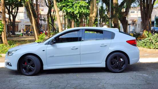 CHEVROLET-CRUZE-2014
