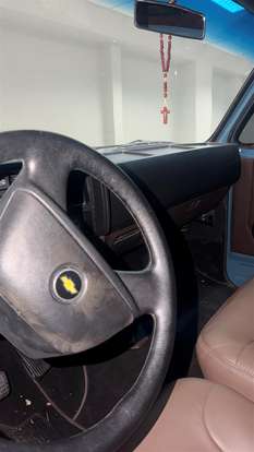 CHEVROLET-D20-1988