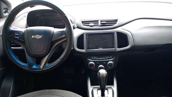 CHEVROLET-ONIX-2014