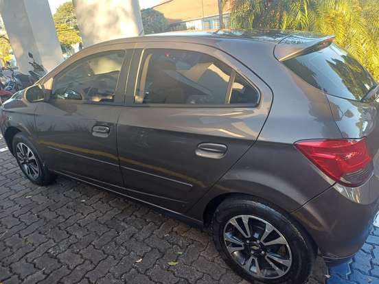 CHEVROLET-ONIX-2014