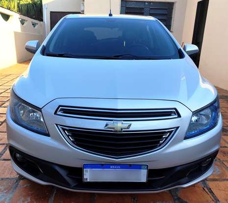 CHEVROLET-ONIX-2013