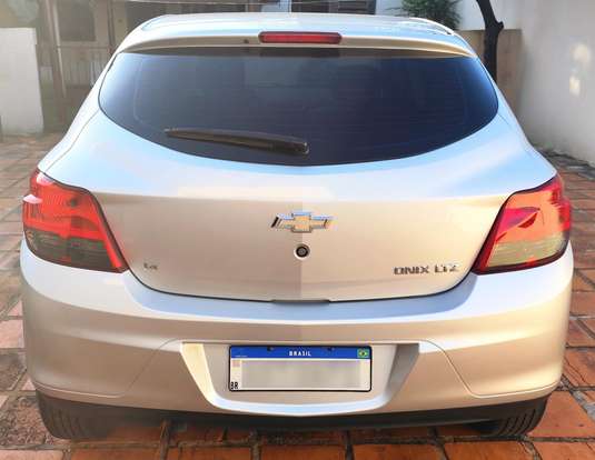 CHEVROLET-ONIX-1.4 MPFI LTZ 8V FLEX 4P MANUAL CHEVROLET-ONIX-2013