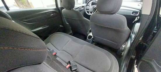 CHEVROLET-ONIX-2013