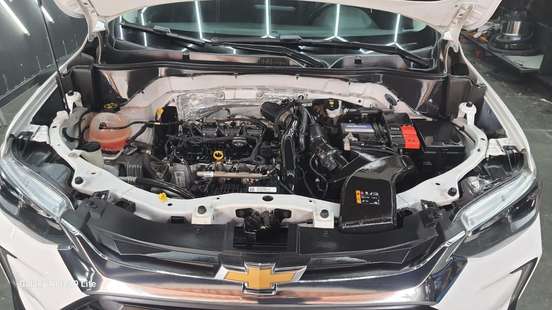 CHEVROLET-TRACKER-2023