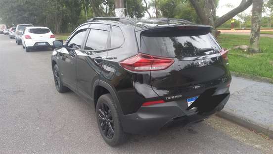 CHEVROLET-TRACKER-2023