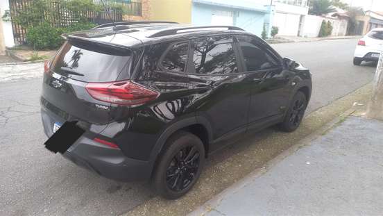 CHEVROLET-TRACKER-2023