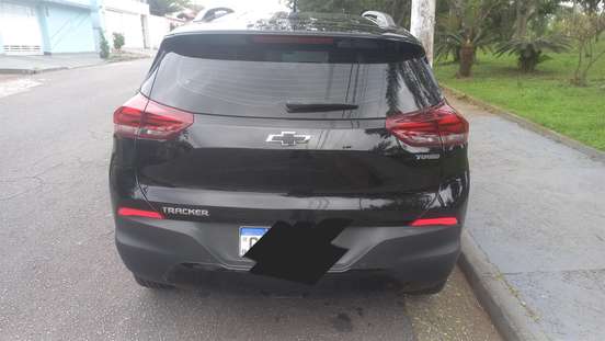 CHEVROLET-TRACKER-2023
