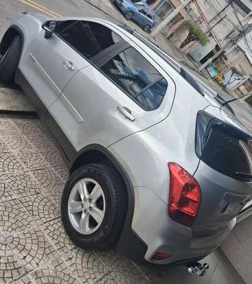 CHEVROLET-TRACKER-2017