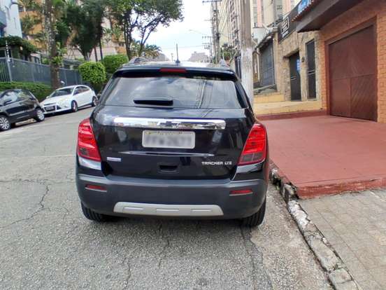 CHEVROLET-TRACKER-2014