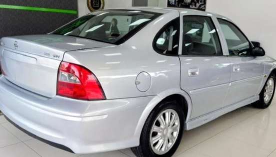 CHEVROLET-VECTRA-2000