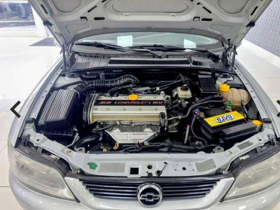 CHEVROLET-VECTRA-2.2 SFI GLS 16V GASOLINA 4P AUTOMÁTICO CHEVROLET-VECTRA-2000