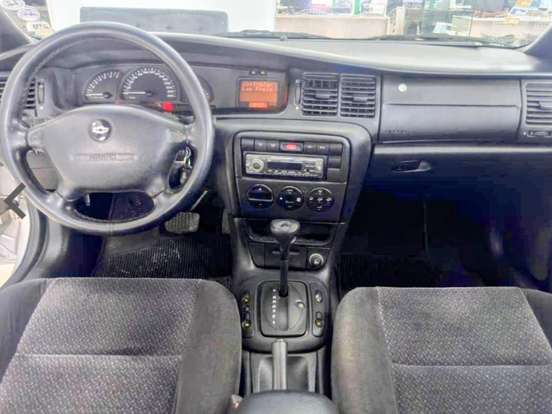 CHEVROLET-VECTRA-2.2 SFI GLS 16V GASOLINA 4P AUTOMÁTICO CHEVROLET-VECTRA-2000