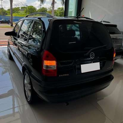CHEVROLET-ZAFIRA-2005