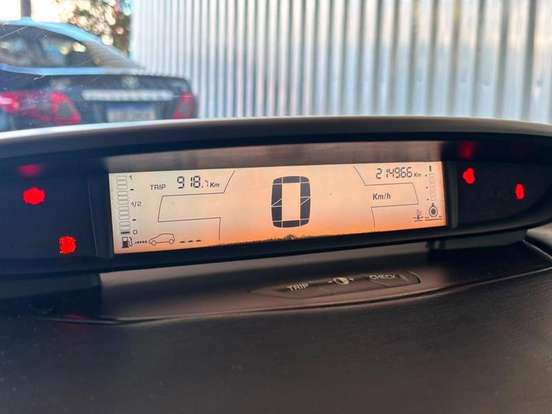 CITROËN-C4-2.0 EXCLUSIVE 16V FLEX 4P AUTOMÁTICO CITROËN-C4-2010