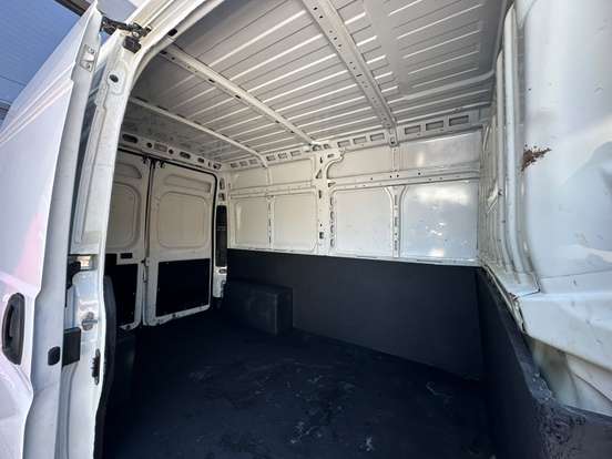 FIAT-DUCATO-2.2 BLUEHDI DIESEL CARGO MANUAL FIAT-DUCATO-2023