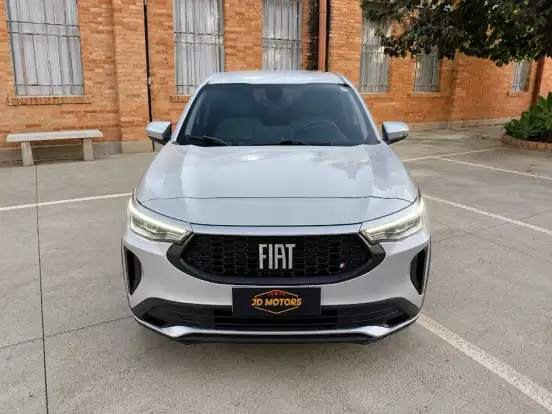 FIAT-FASTBACK-2022