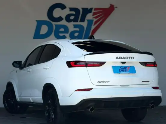 FIAT-FASTBACK-2025
