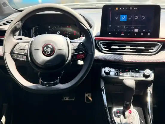 FIAT-FASTBACK-1.3 TURBO 270 FLEX ABARTH AT6 FIAT-FASTBACK-2025