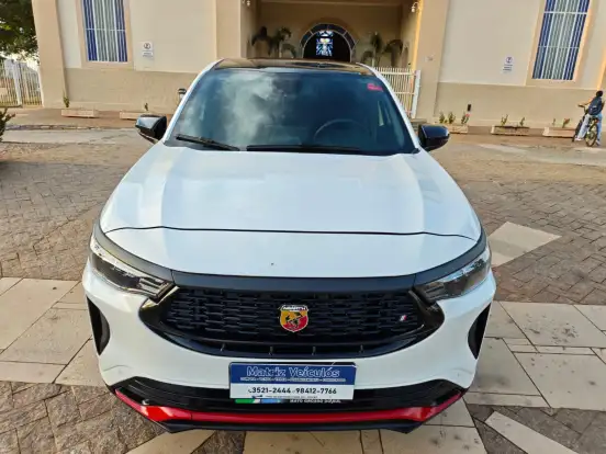 FIAT-FASTBACK-1.3 TURBO 270 FLEX ABARTH AT6 FIAT-FASTBACK-2024