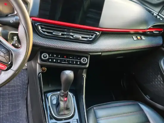 FIAT-FASTBACK-1.3 TURBO 270 FLEX ABARTH AT6 FIAT-FASTBACK-2024