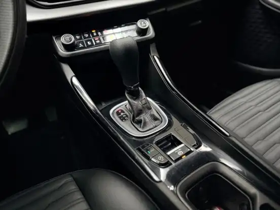 FIAT-FASTBACK-2022