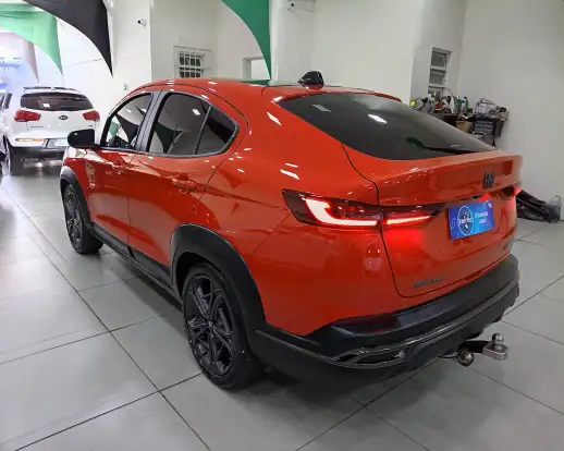 FIAT-FASTBACK-2022