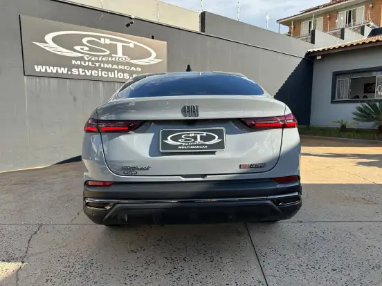FIAT-FASTBACK-2022