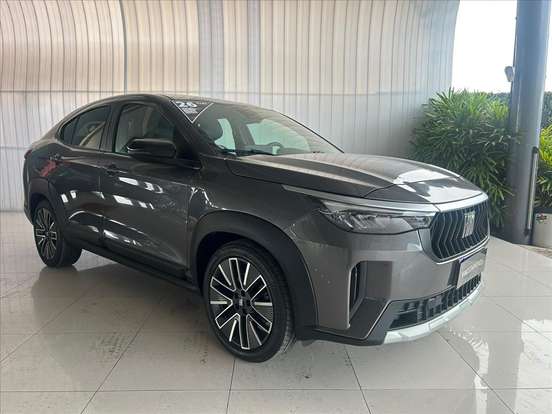 FIAT-FASTBACK-2025