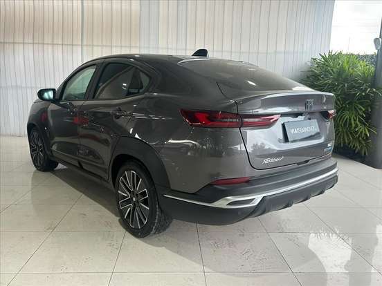 FIAT-FASTBACK-1.0 TURBO 200 HYBRID AUDACE CVT FIAT-FASTBACK-2025