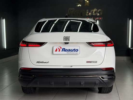 FIAT-FASTBACK-2022