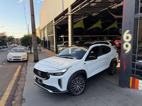 FIAT-FASTBACK-2023