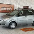 FIAT IDEA 1.4 MPI ATTRACTIVE 8V FLEX 4P MANUAL FIAT IDEA 1.4 MPI ATTRACTIVE 8V FLEX 4P MANUAL
