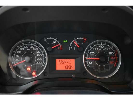 FIAT-IDEA-1.4 MPI ATTRACTIVE 8V FLEX 4P MANUAL FIAT-IDEA-2013
