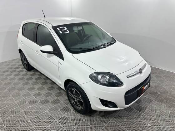 FIAT PALIO 1.6 MPI ESSENCE 16V FLEX 4P AUTOMATIZADO