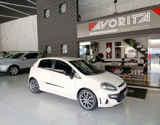 FIAT PUNTO 1.8 BLACKMOTION 16V FLEX 4P AUTOMATIZADO