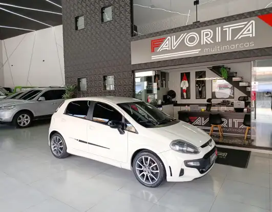 FIAT-PUNTO-2014