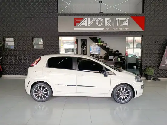 FIAT-PUNTO-1.8 BLACKMOTION 16V FLEX 4P AUTOMATIZADO FIAT-PUNTO-2014