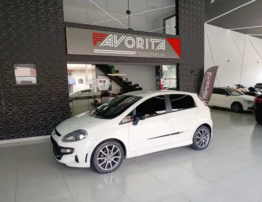 FIAT-PUNTO-2014