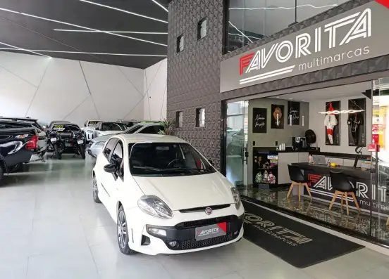 FIAT-PUNTO-2014