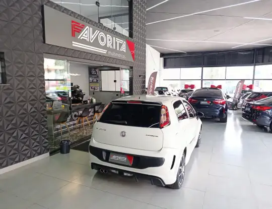 FIAT-PUNTO-2014